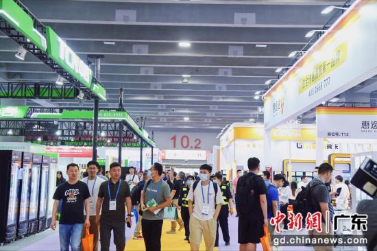 展覽現(xiàn)場(chǎng)。通訊員 供圖 展覽現(xiàn)場(chǎng)。通訊員 供圖